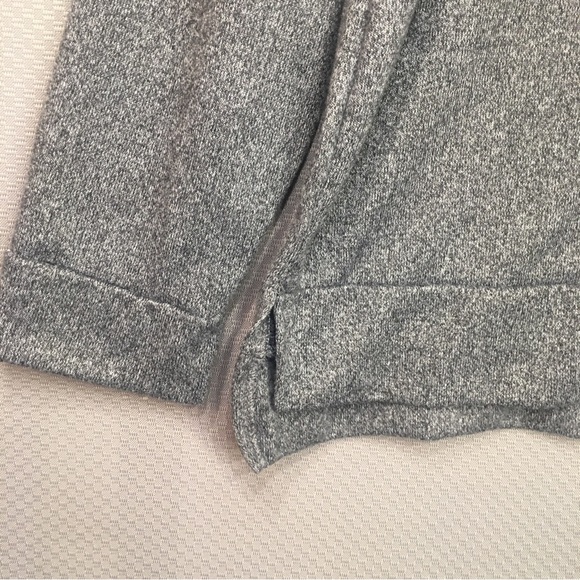 Secret Treasures Women's Sweater size 2X (18w-20w) polyester, nylon, spandex - Picture 5 of 8